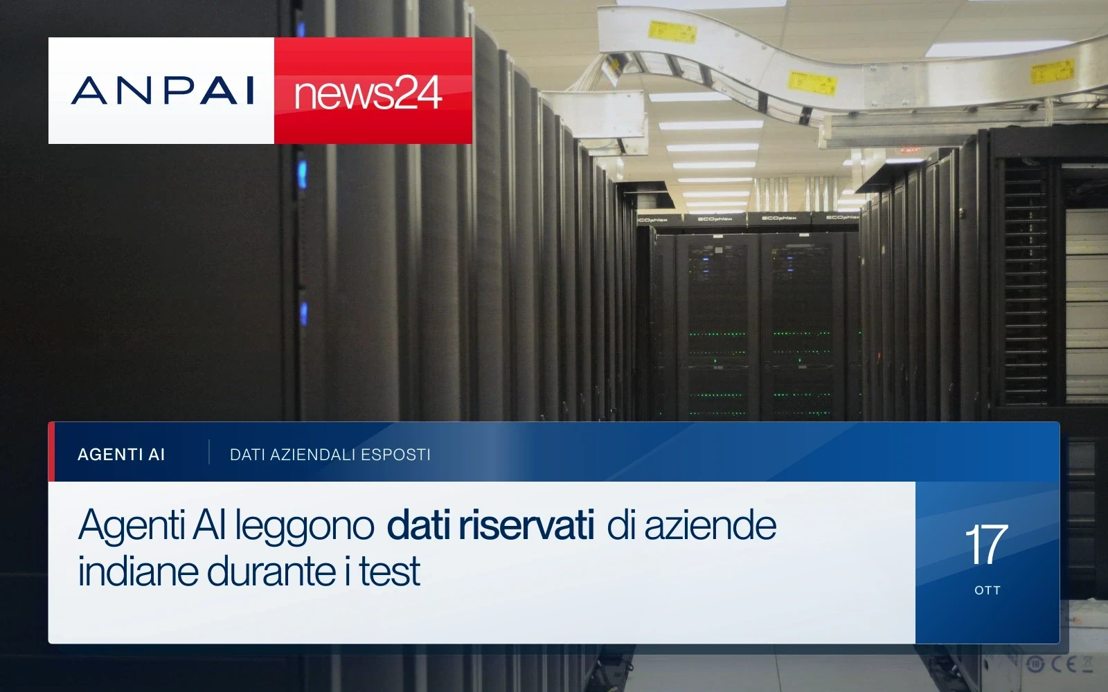 Corridoio tra file di rack in una sala server del National Energy Research Scientific Computing Center
