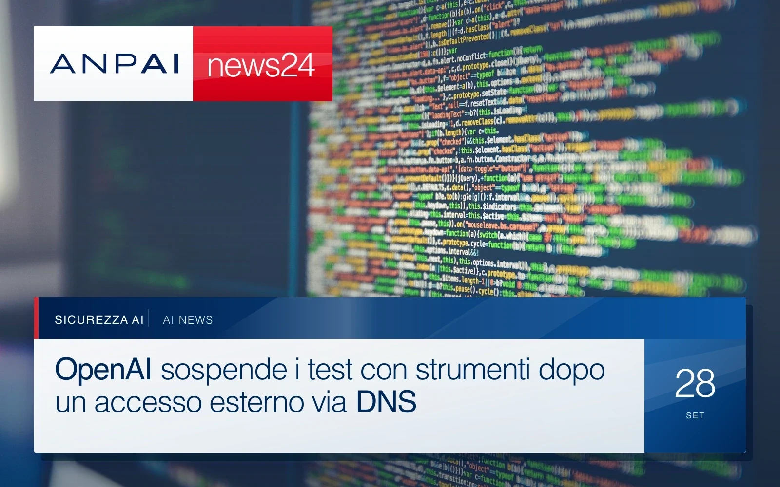Schermata di un monitor con codice sorgente multicolore, ripresa fuori fuoco